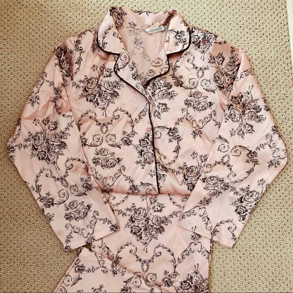 Gilligan & O’Malley Toile PJ Set